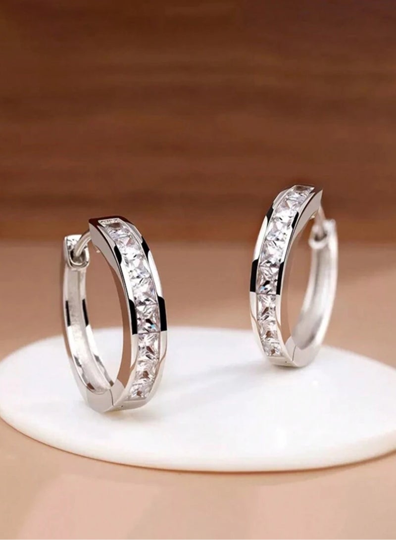 Jewelry 4You Elegant & High Quality Silver Plated Small Earrings Inlaid With Zirconia For Women - Image 3