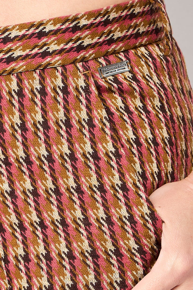 Scotch & Soda سروال نسائي بقصة عادية مزخرف بمربعات، متعدد الألوان - Image 4