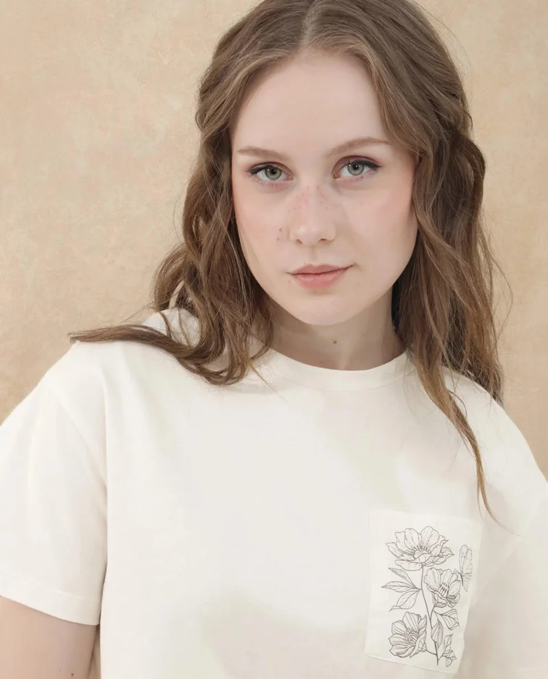 Rareism Women's Classic Round Neck Short Sleeve T-Shirt