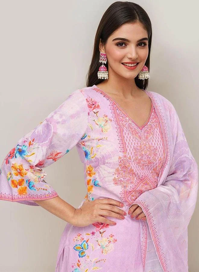 Ishin  Printed V-Neck Kurta and Trousers with Dupatta Set for Women | Best Price UAE