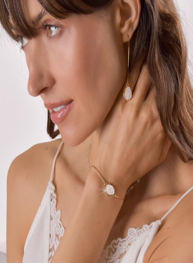 هامبل شيك نيويورك أساور أوبال أبيض صناعي للنساء - سوار أبيض للنساء، سلسلة صندوقية قابلة للتعديل مطلية بالذهب مع حجر أوبال صناعي رقيق، مجوهرات بوهيمية براقة وبسيطة للعروس في حفل زفافها - Image 2