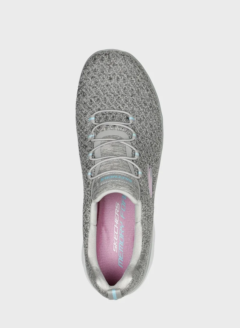 SKECHERS Summits