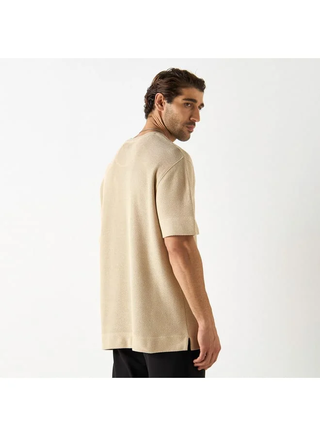 Iconic Textured Crew Neck T-shirt with Short Sleeves