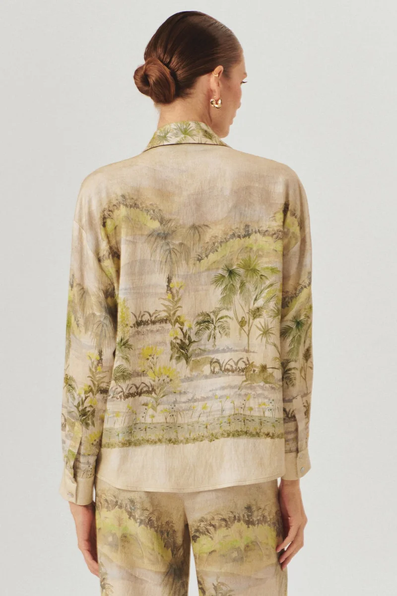 EXQUISE Long-sleeved shirt with collar, relaxed fit, tropical patterned shirt.
