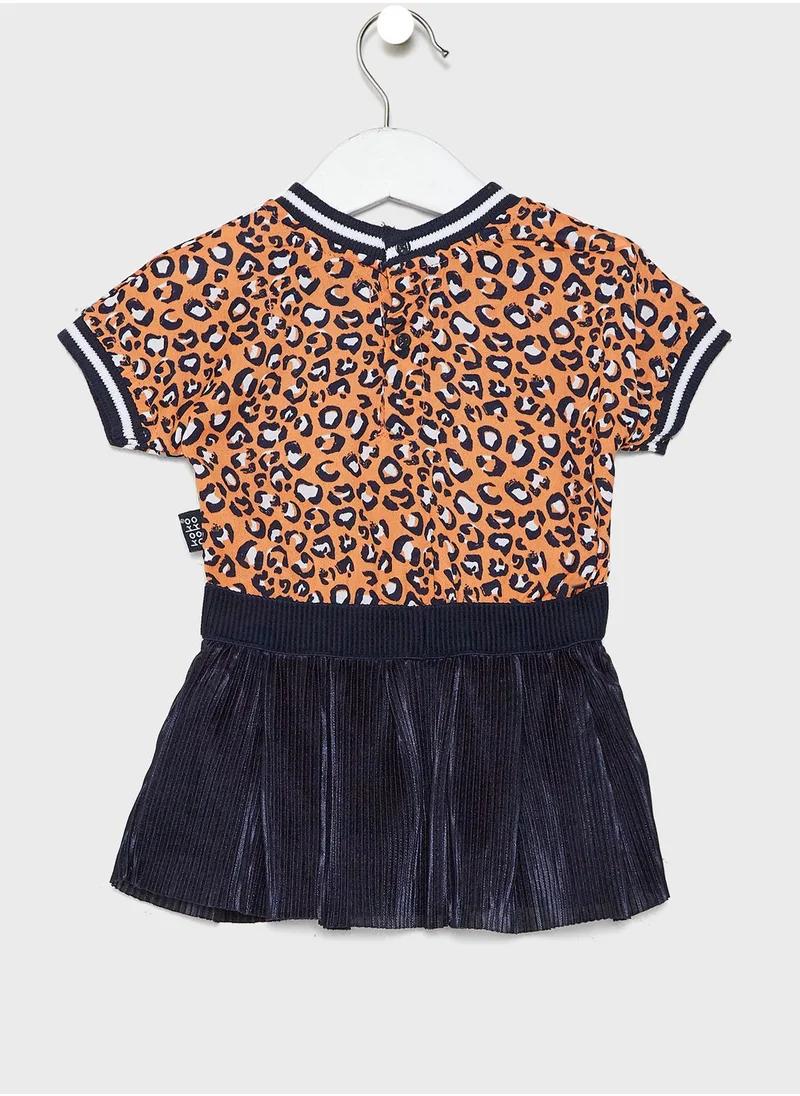 koko noko Kids Printed T-Shirt + Skirt Set