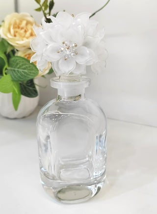 زجاجة عطر زيت زجاج 150 مل غطاء مزين بالورود من دمنهور - pzsku/Z9BE29D9C7F2335858212Z/45/_/1719060808/0f51bfee-a7a7-47d2-bb31-e2a7147abe75