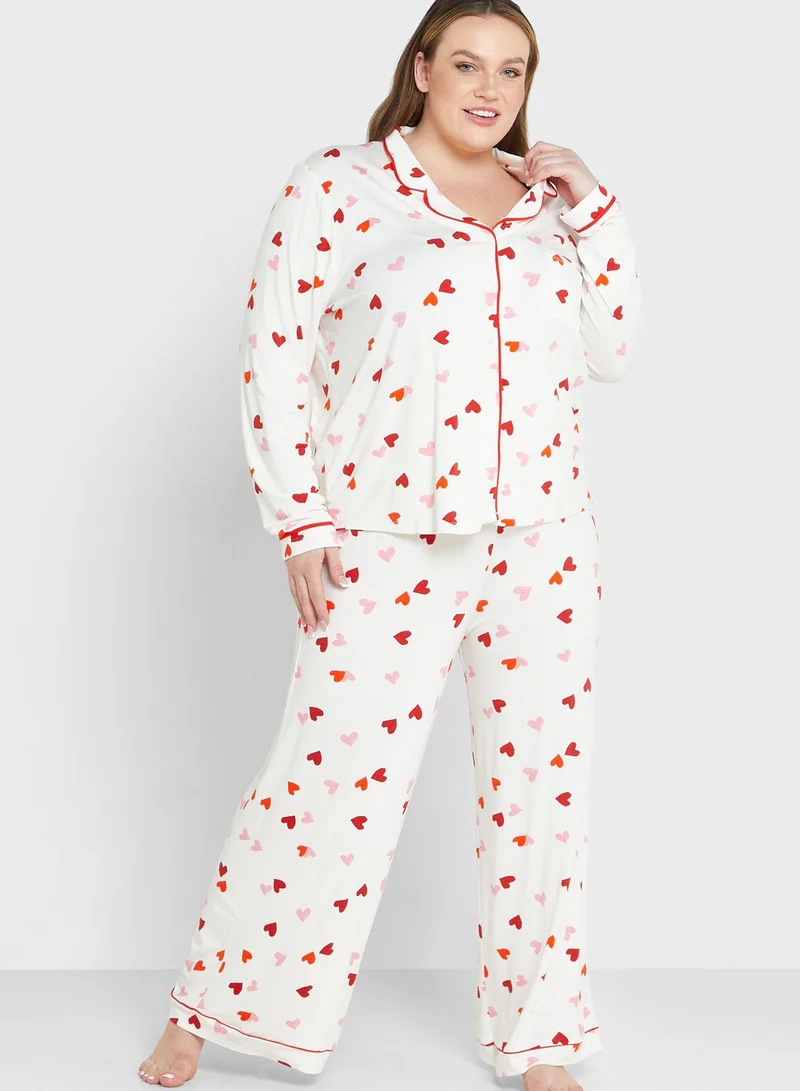 In The Style Curve Heart Print Shirt & Pyjama Set