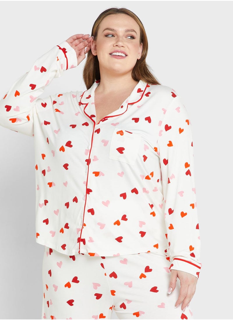 In The Style Curve - Heart Print Shirt & Pyjama Set - Image 1