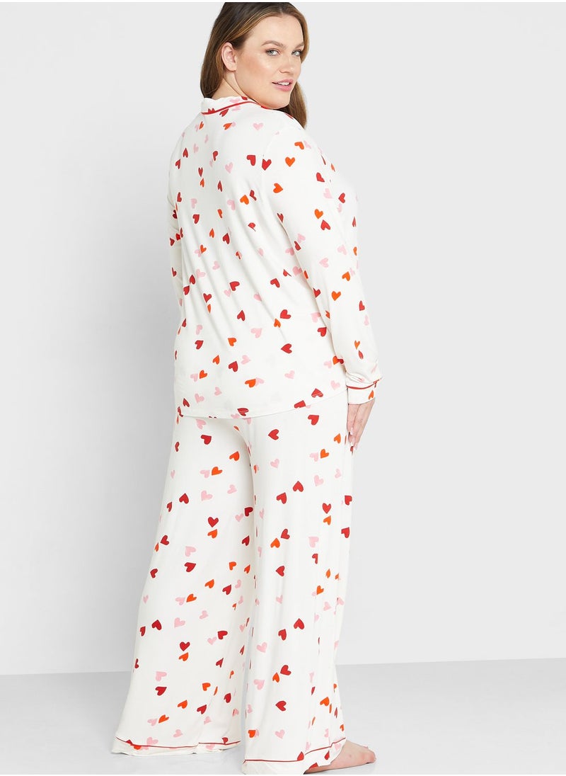 In The Style Curve - Heart Print Shirt & Pyjama Set - Image 1