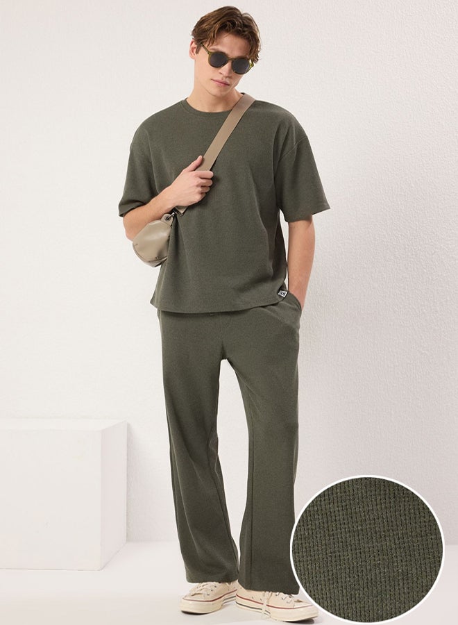 trendyol Khaki Oversized /Wide Cut Textured Short Sleeve Tracksuit Set - Image 1