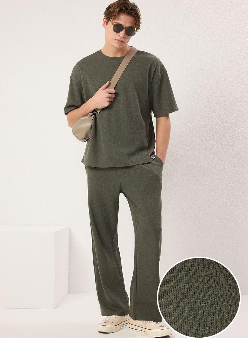 trendyol Khaki Oversized /Wide Cut Textured Short Sleeve Tracksuit Set - Image 1