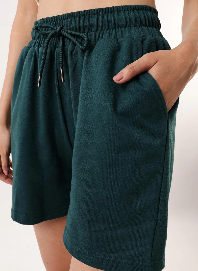 Dennis Lingo Women's Bottle Green Cotton Blend Solid Cropped Athleisure Relaxed Athleisure Shorts