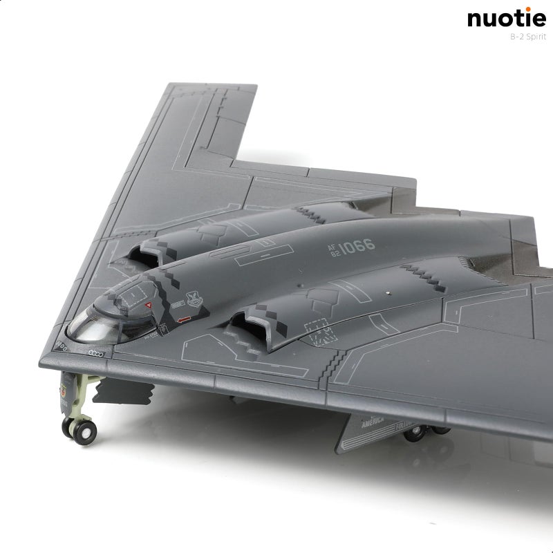 NUOTIE 1/200 B-2A Spirit Stealth Stragetic Heavy Bomber Aircraft Model AF 82-1066 Spirit of America Bomber Model Metal Diecast Plane Model with Display Stand Collection Gift for Adult - Image 5