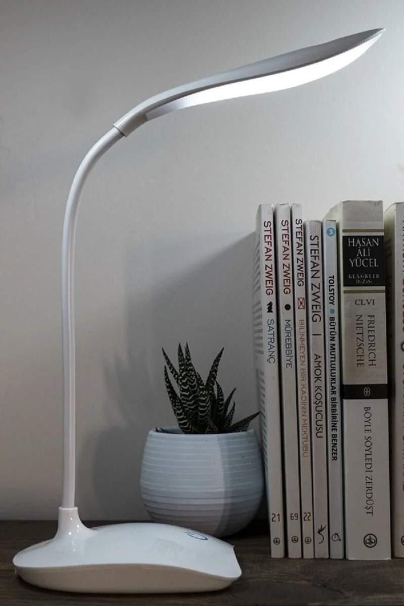 Mobee Rechargeable Touch 3 Stage Table Lamp