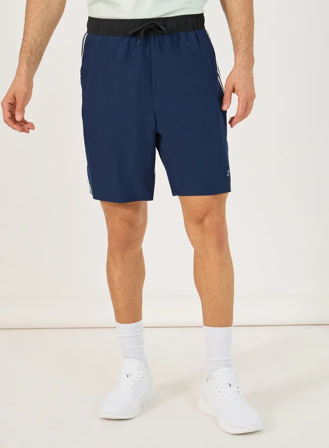 Styli Styli 4-Way Stretch Contrast Waistband Woven Training Shorts