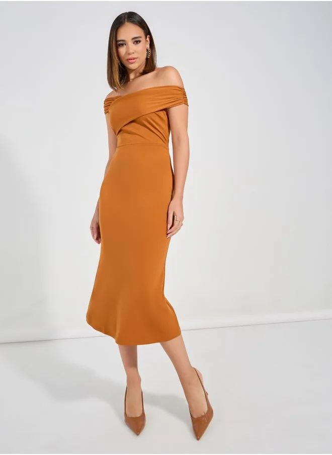 Styli Solid Off Shoulder Neck Bodycon Midi Dress