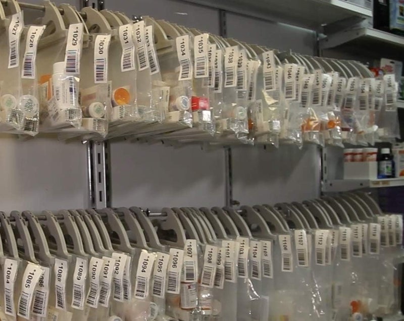 Monaco Hanging Storage Bags 10pack of 10 x 125inches  4 mil Deluxe Line Polyethylene Clear Plastic Bags for Classroom Library Doctor Office Pharmacy and Home Use - Image 4