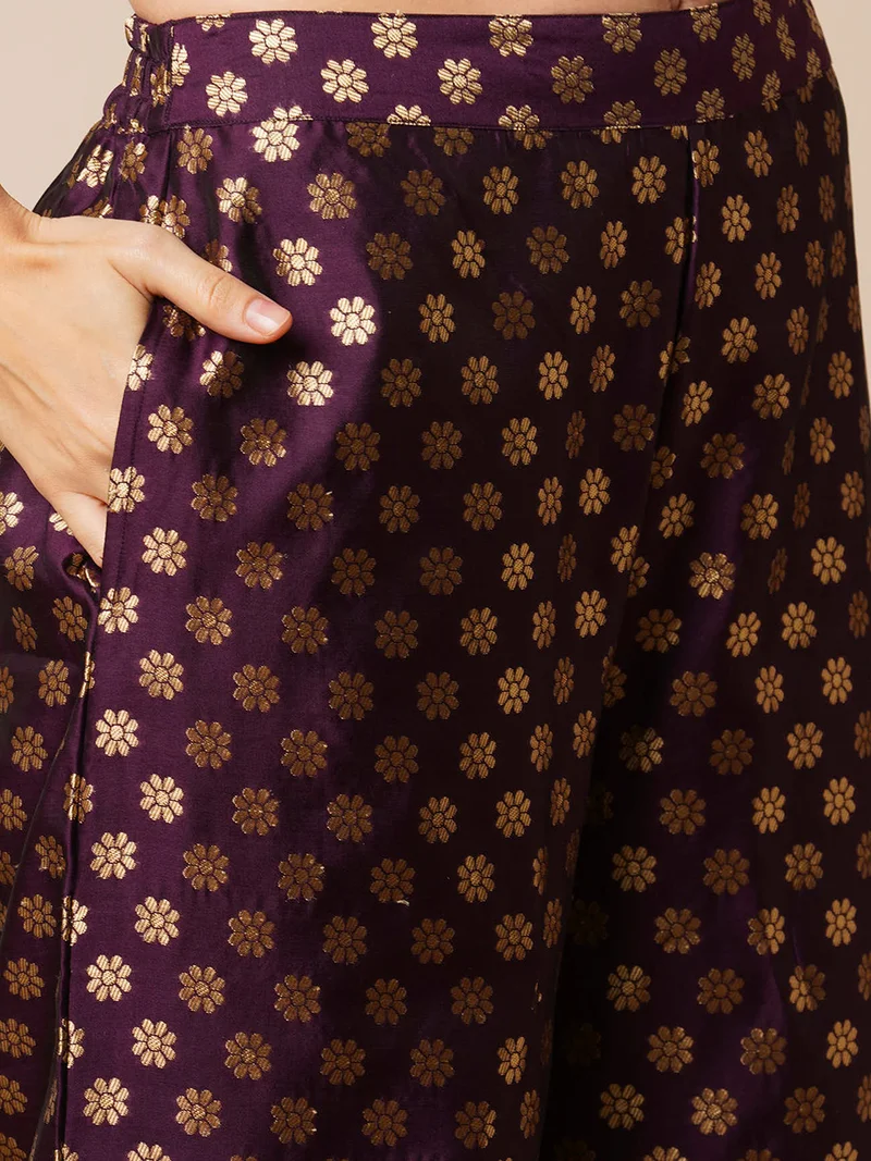 globus Women Floral Embroidered Poncho Top With Inner Top & Floral Brocade Pants
