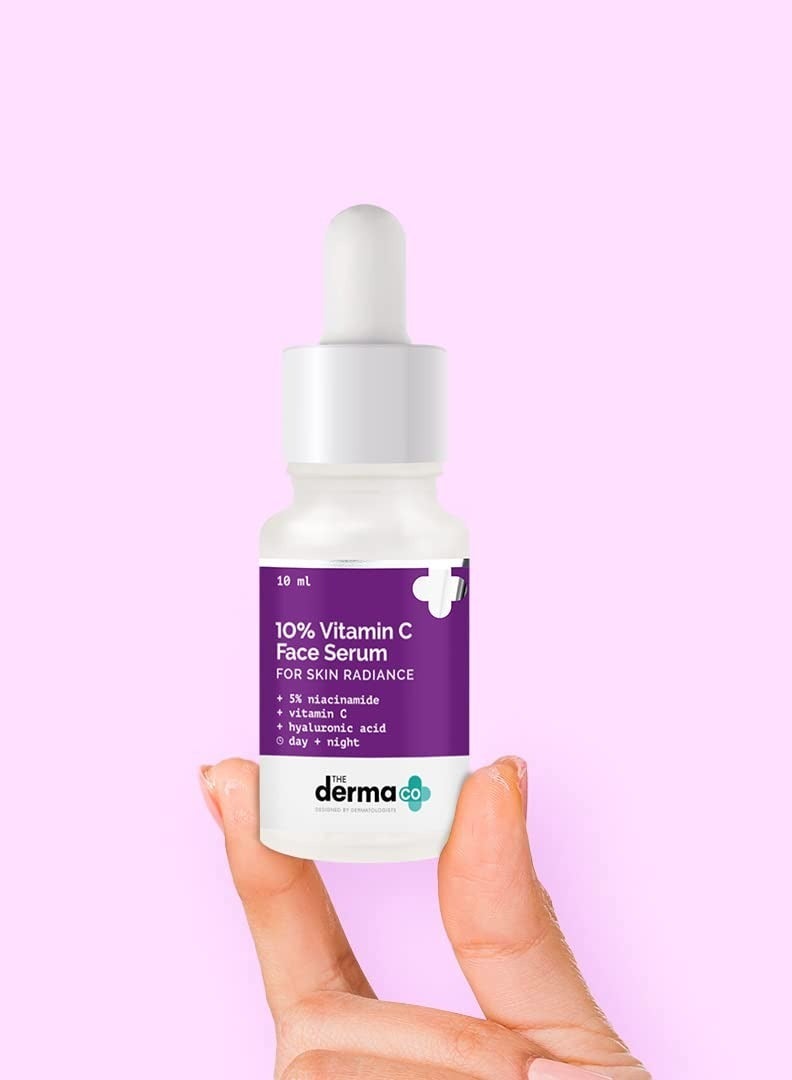 THE derma Co 10% Vitamin C Face Serum with Vitamin C 5% Niacinamide & Hyaluronic Acid for Skin Radiance 10ml  - Image 2