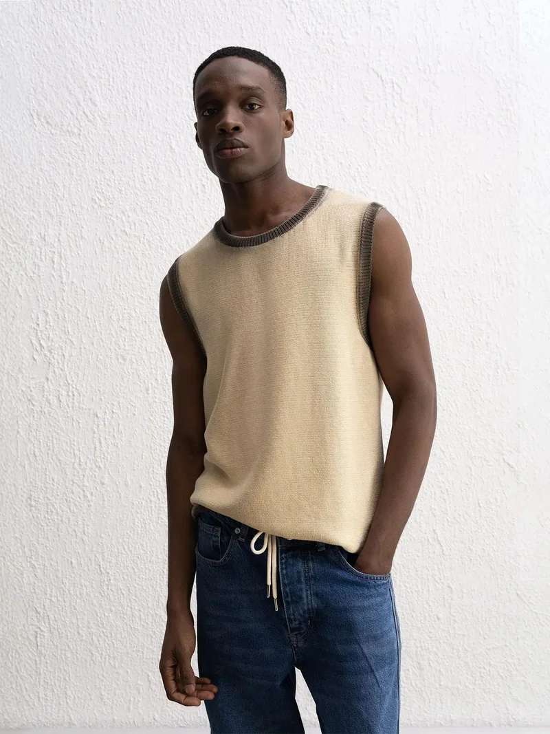 جيستو GIESTO Crew Neck Sleeveless T-Shirt with Contrast Binding