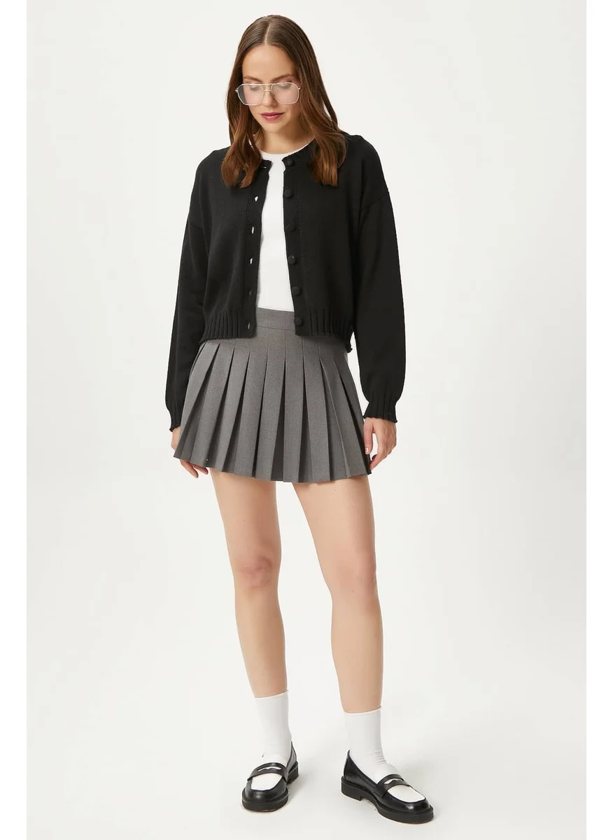 ريتنيس Women's Calm Black Basic Knitwear Cardigan