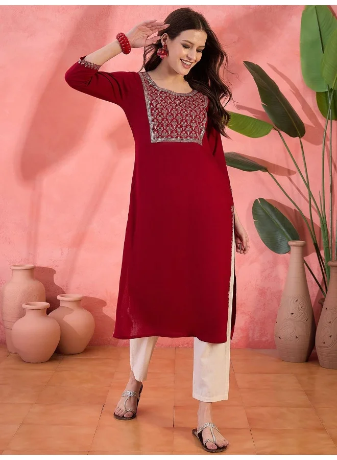 أيه كيه إس Ethnic Yoke Design Straight Kurta