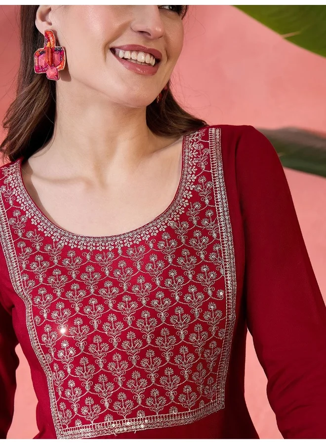 أيه كيه إس Ethnic Yoke Design Straight Kurta
