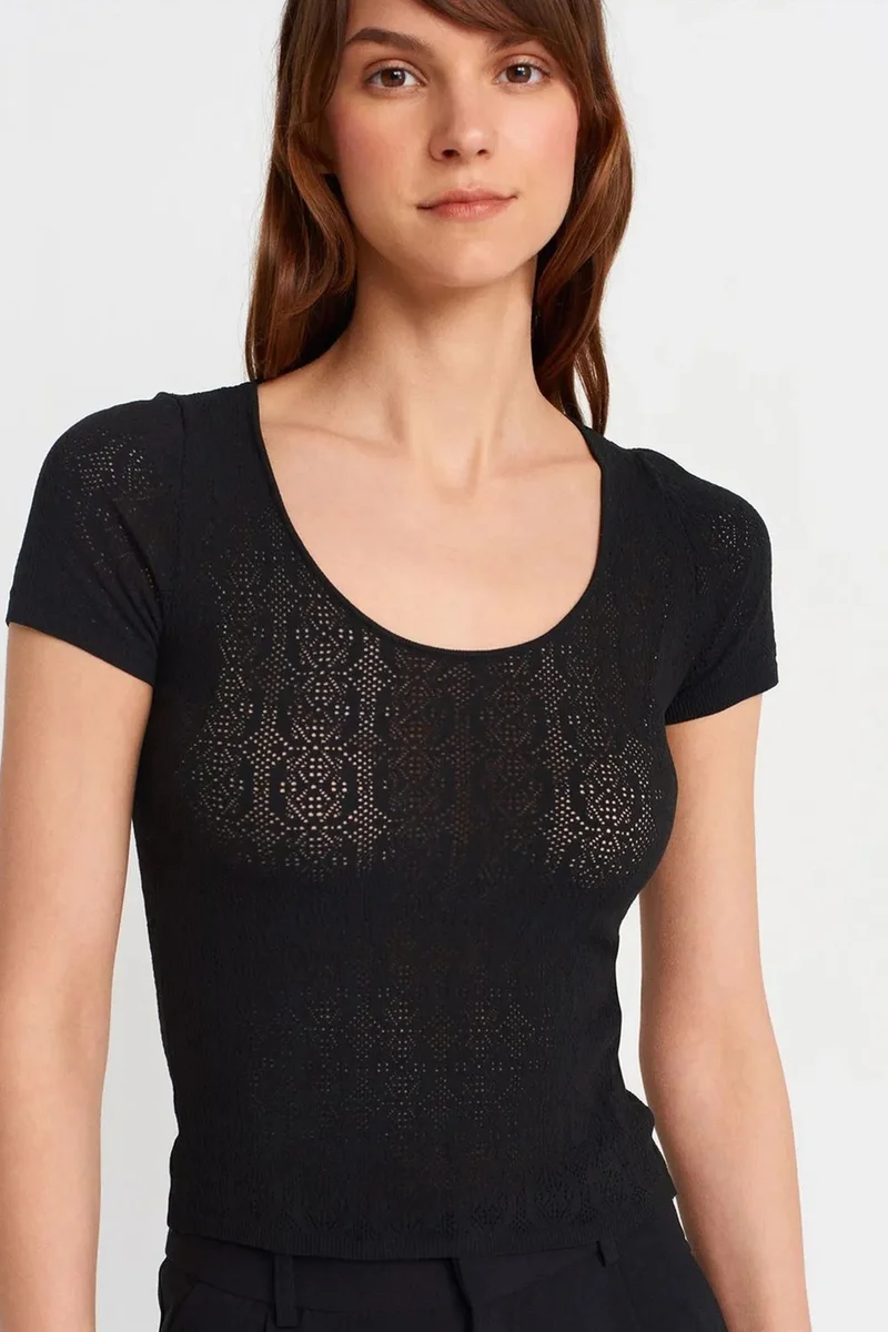 Dilvin Black DILVIN Slim Fit Ribbed Textured Blouse for Women | Best Price UAE