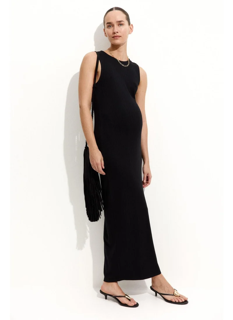 H&M MAMA Ribbed viscose dress