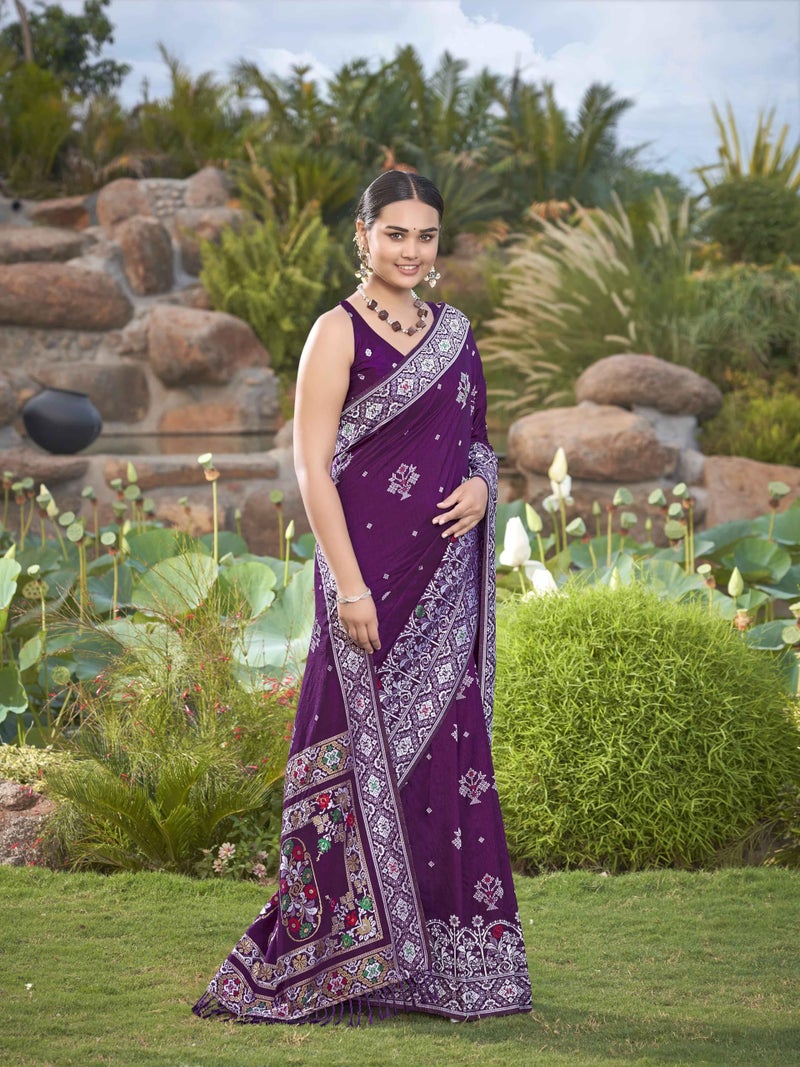 MANOHARI Women's Most Trendy Banarasi Woven Purple Saree With Heavy Jacquard Work Saree With Blouse Piece - Image 5