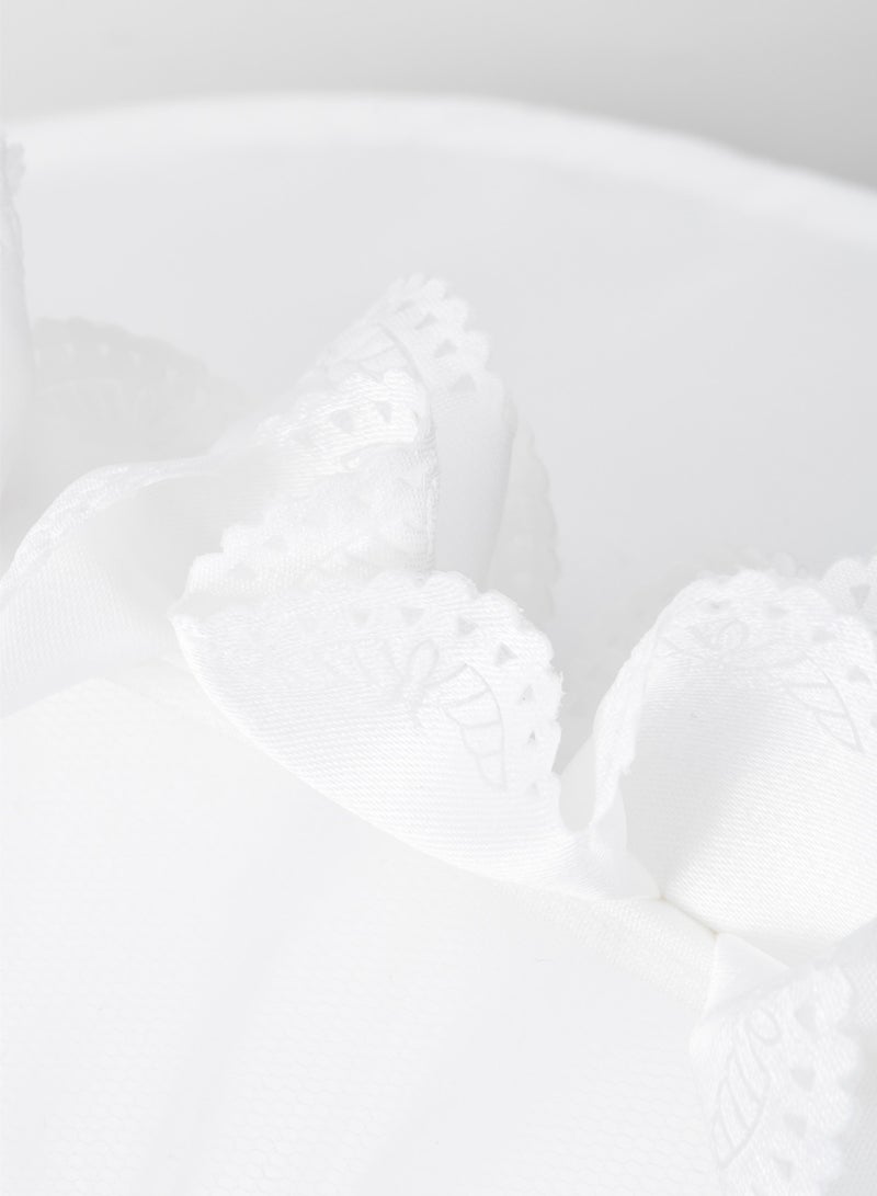 Moses Basket with White Rocking Base