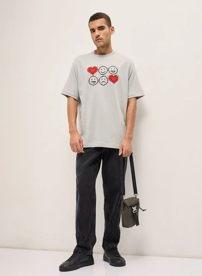 THE BEAR HOUSE Men's Grey Pixel Art Graphic Printed Oversize Crew Neck T-shirt Perfect For Casual Wear, Gym, Travel, Or Layering Stylish And Versatile Essential For Every Wardrobe