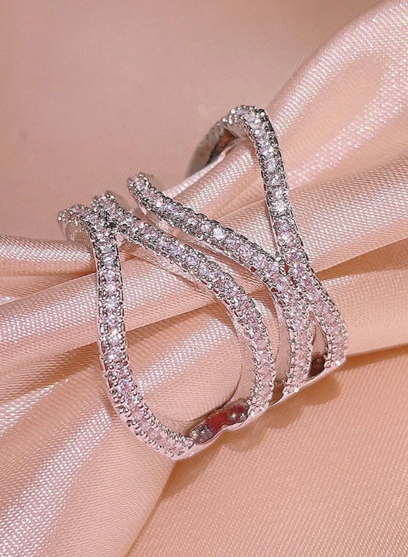 استراتيجية خاتم مصنوع من الفضة الإسترليني عيار 925 ومرصع بالزكرونيا المكعبة - Image 1