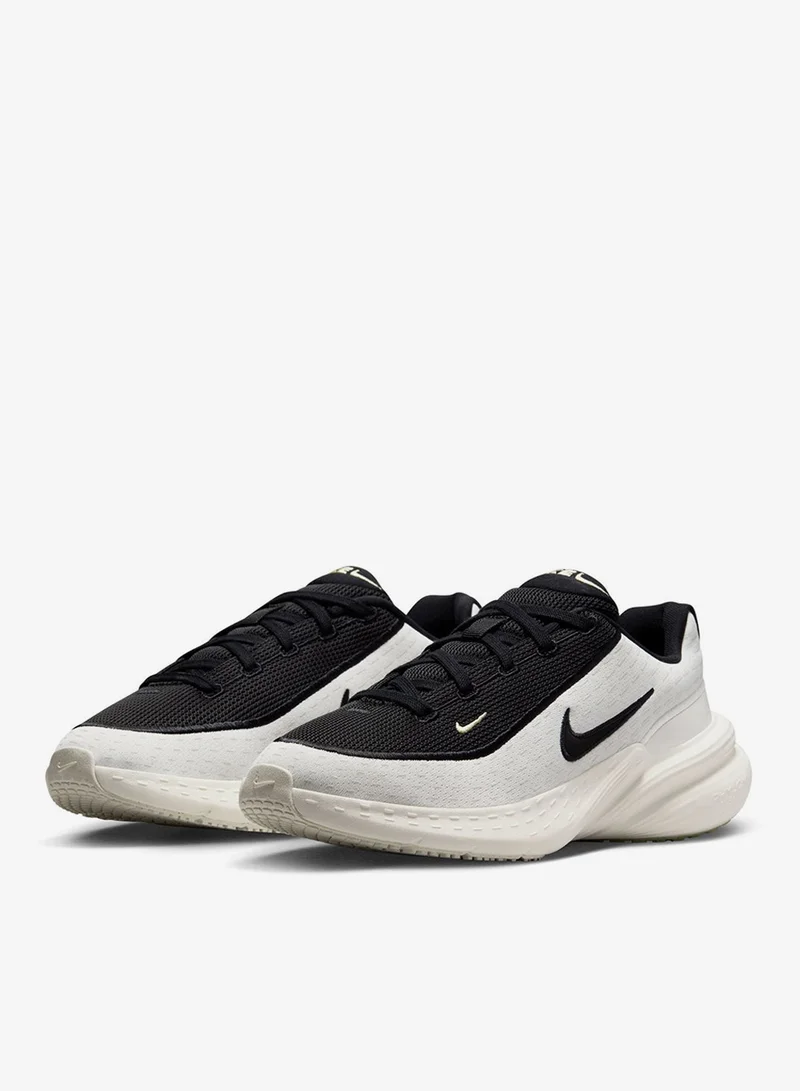 نايكي أبليفت إس سي