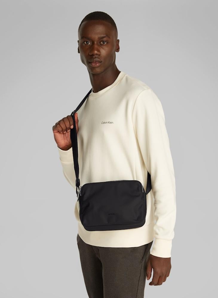 CALVIN KLEIN BUSINESS CAMERA BAG  - Image 5