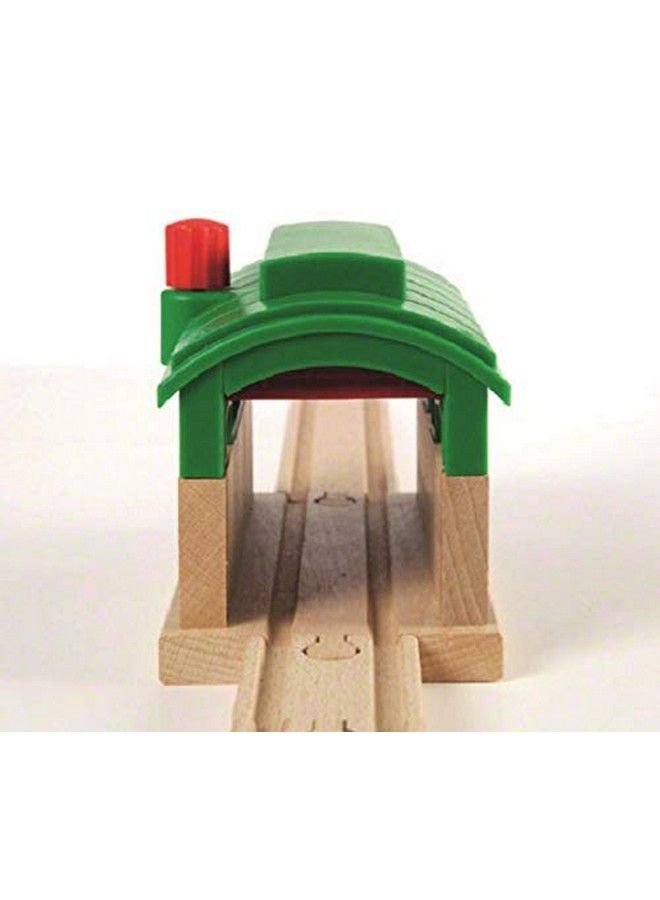 Brio مر garاج القطار العالمي 33574 قطعة واحدة لعبة قطار خشبية ملحق للأطفال من عمر 3 سنوات وما فوق - Image 5