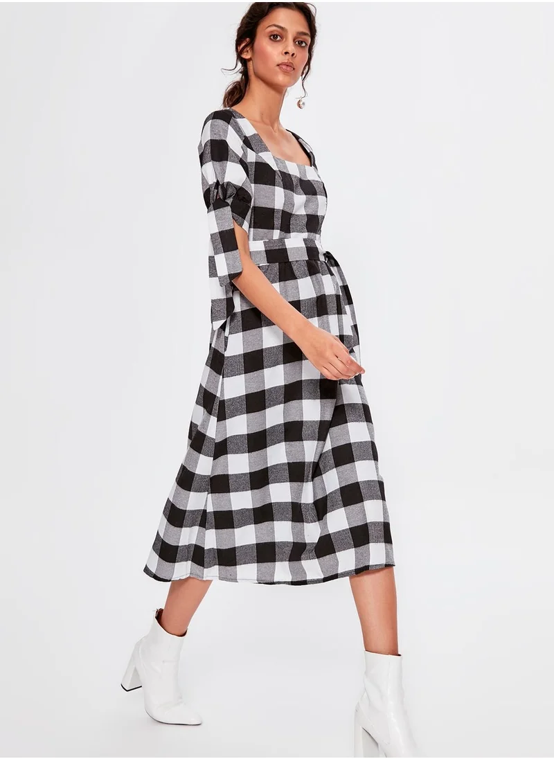 trendyol Square Neck Checked Dress