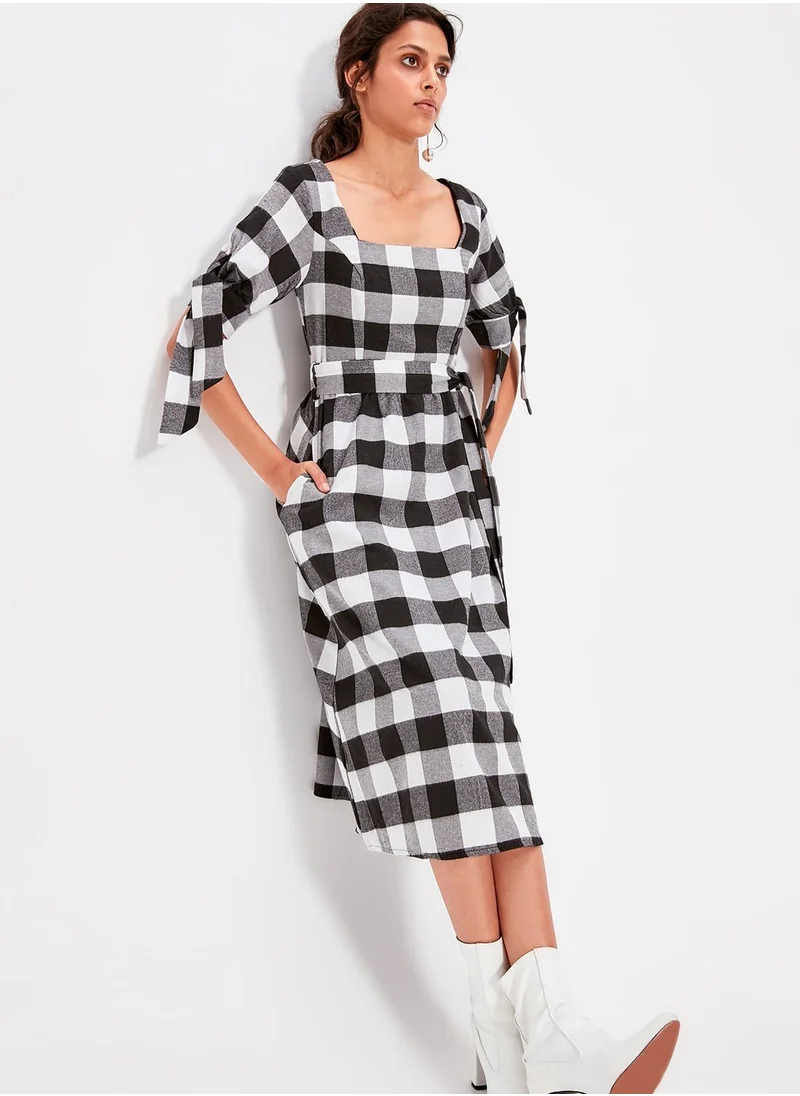 trendyol Square Neck Checked Dress