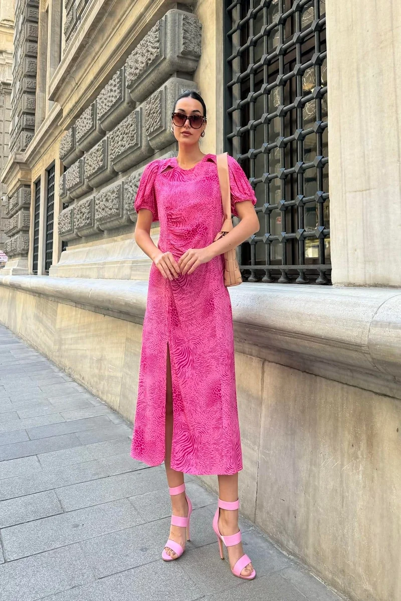 For You Moda Collar Detailed Patterned Slit Fuchsia Dress