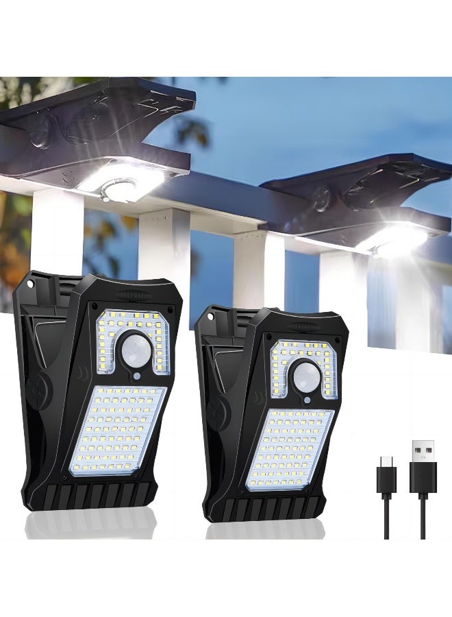 حزمة 2 من أضواء الحركة الشمسية القابلة للتعليق، أضواء أمان تعمل بالطاقة الشمسية للهواء الطلق، مع USB و 90 مصباح LED، أضواء أمان مقاومة للماء IP65 للسياج، الشرفة، الجدار، المرآب، الفناء - Image 1