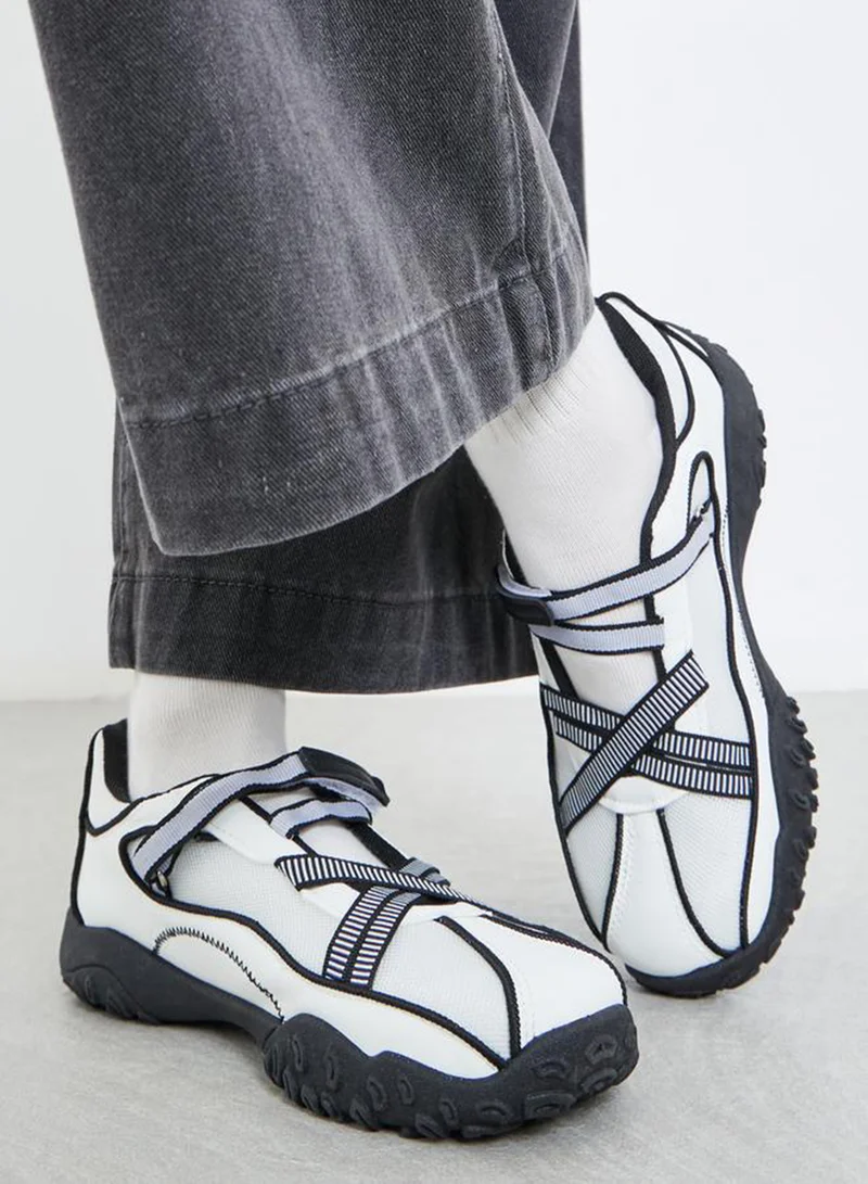 Styli Active White Comfort Ballerina Sneakers