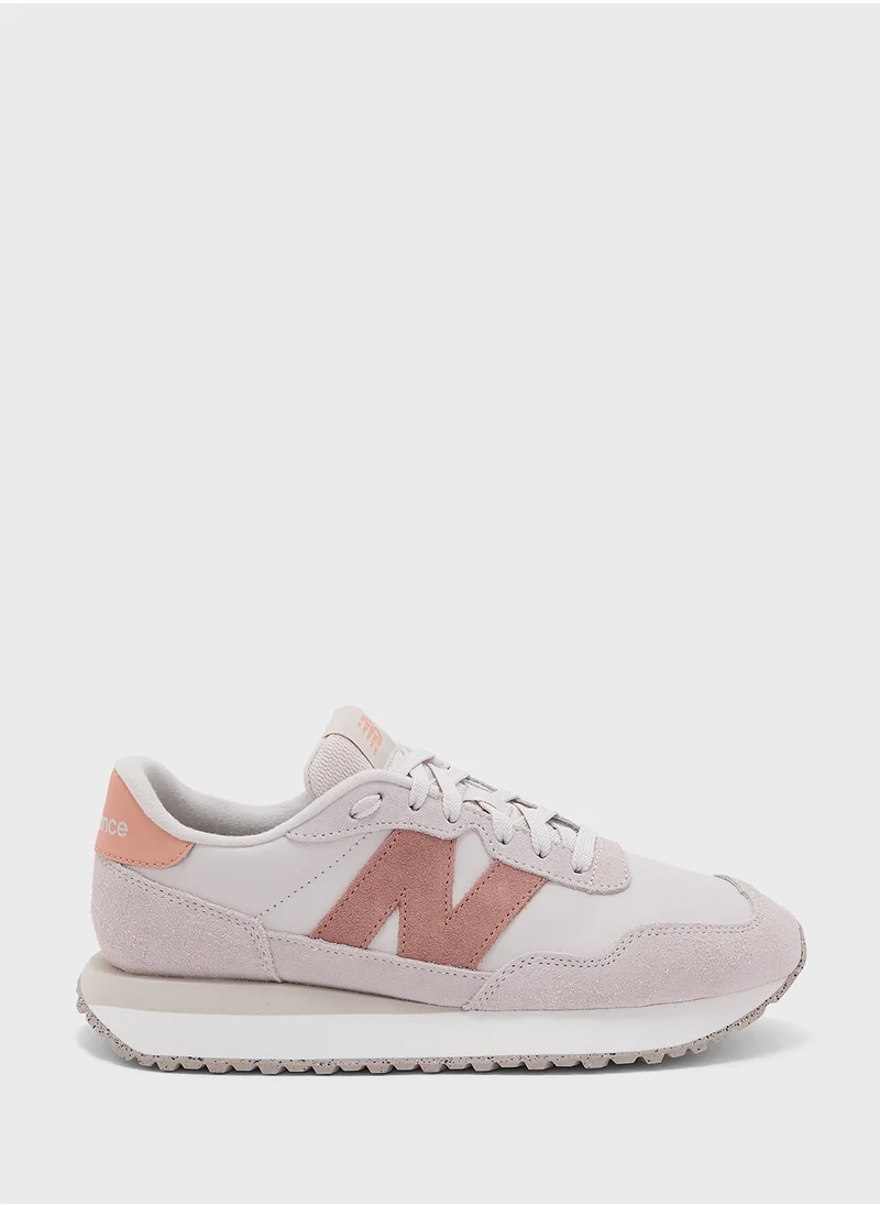 New Balance 237 Sneakers