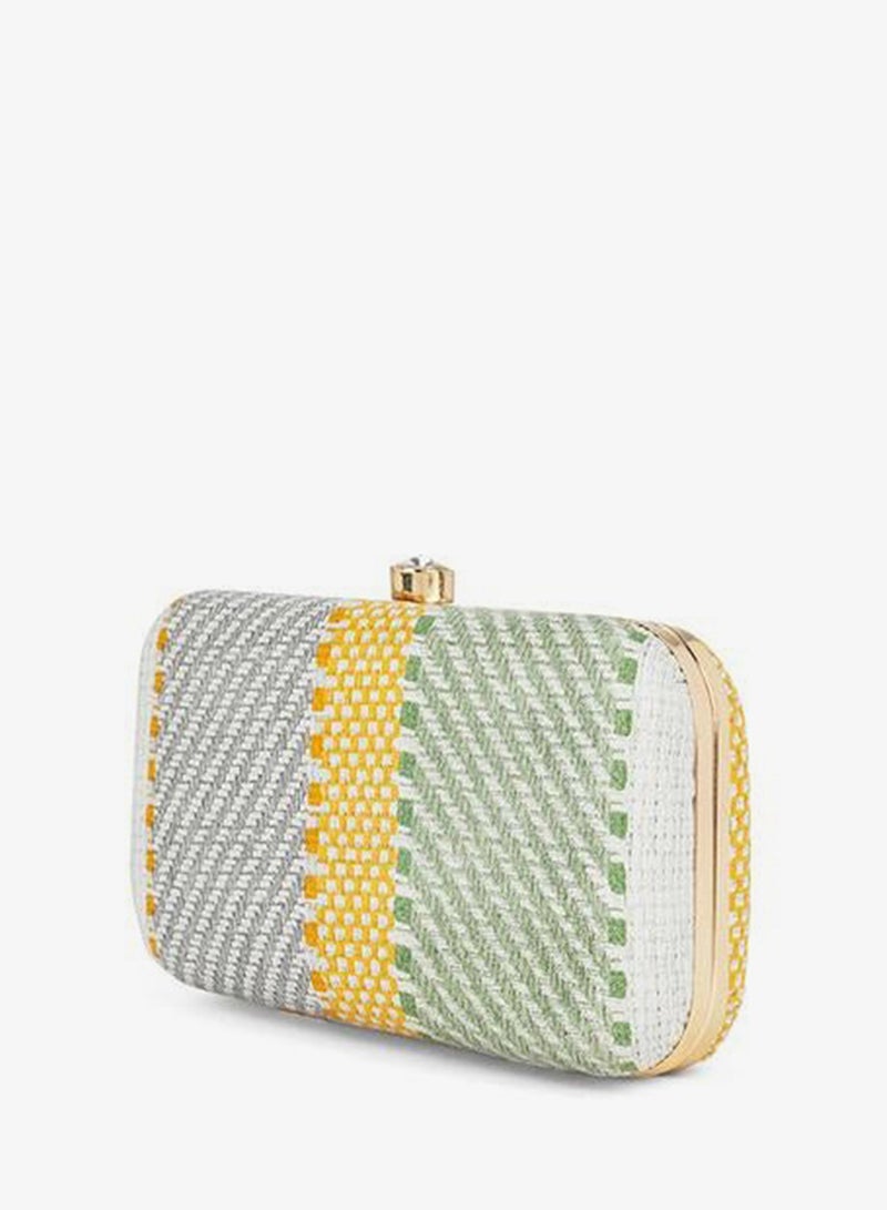 globus Green Woven Clutch with Detachable Chain Strap - Image 3
