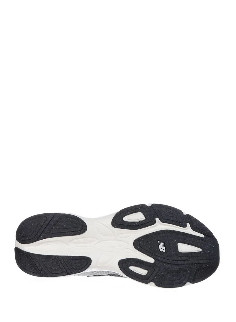 New Balance Amaste
