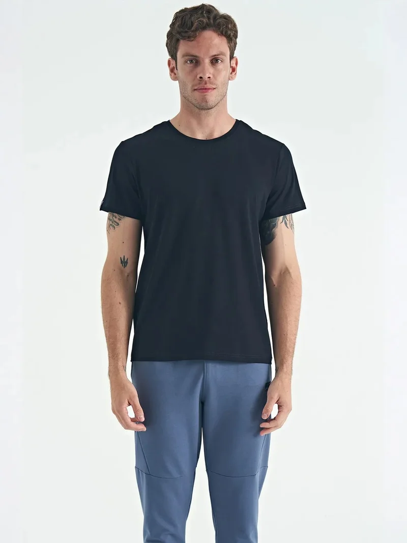 تومي لايف TOMMY Men's Cotton Elastane Crew Neck T-Shirt