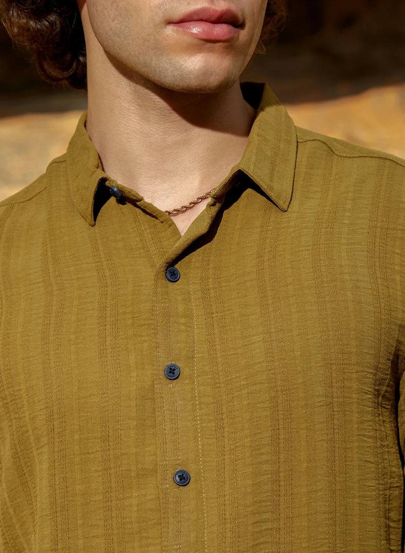 Campus Sutra Men's Olive Green Trough-Tactile Shirt