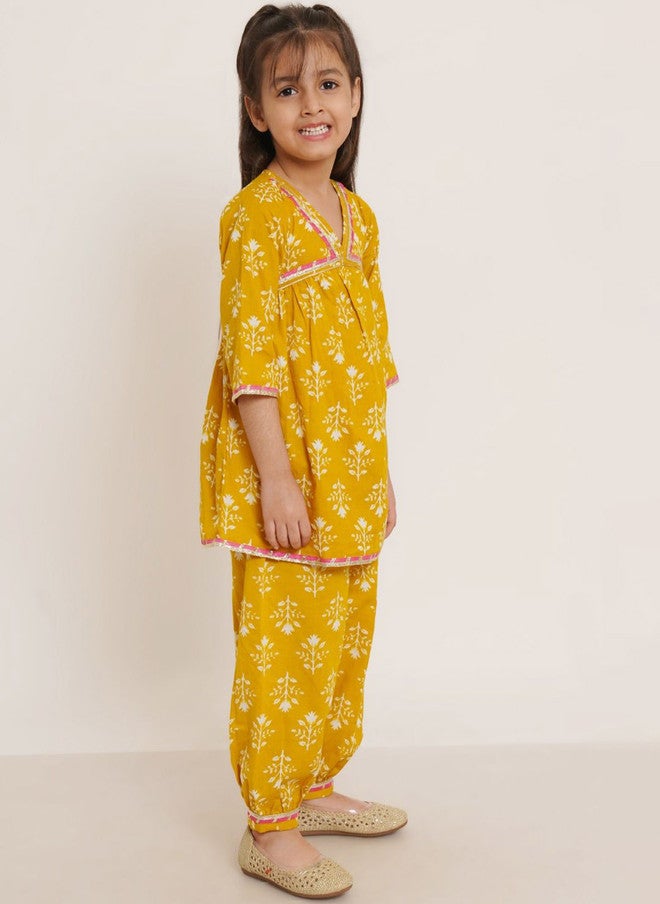 COTLAND FASHION Girls Floral Printed V-Neck Pure Cotton A-Line Kurti with Salwar - Image 3