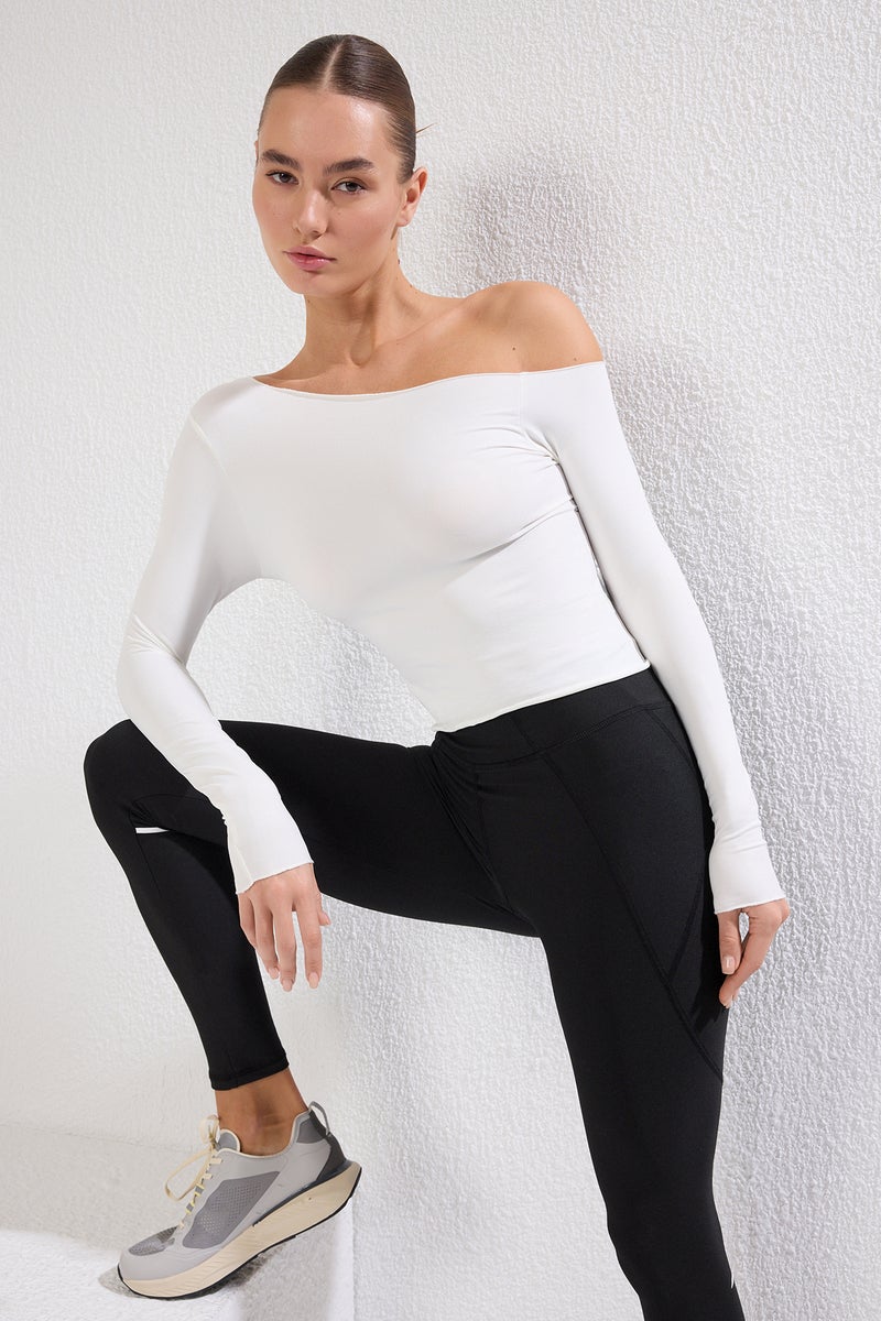 trendyol White Seamless Long Sleeve Knitted T-Shirt - Image 2