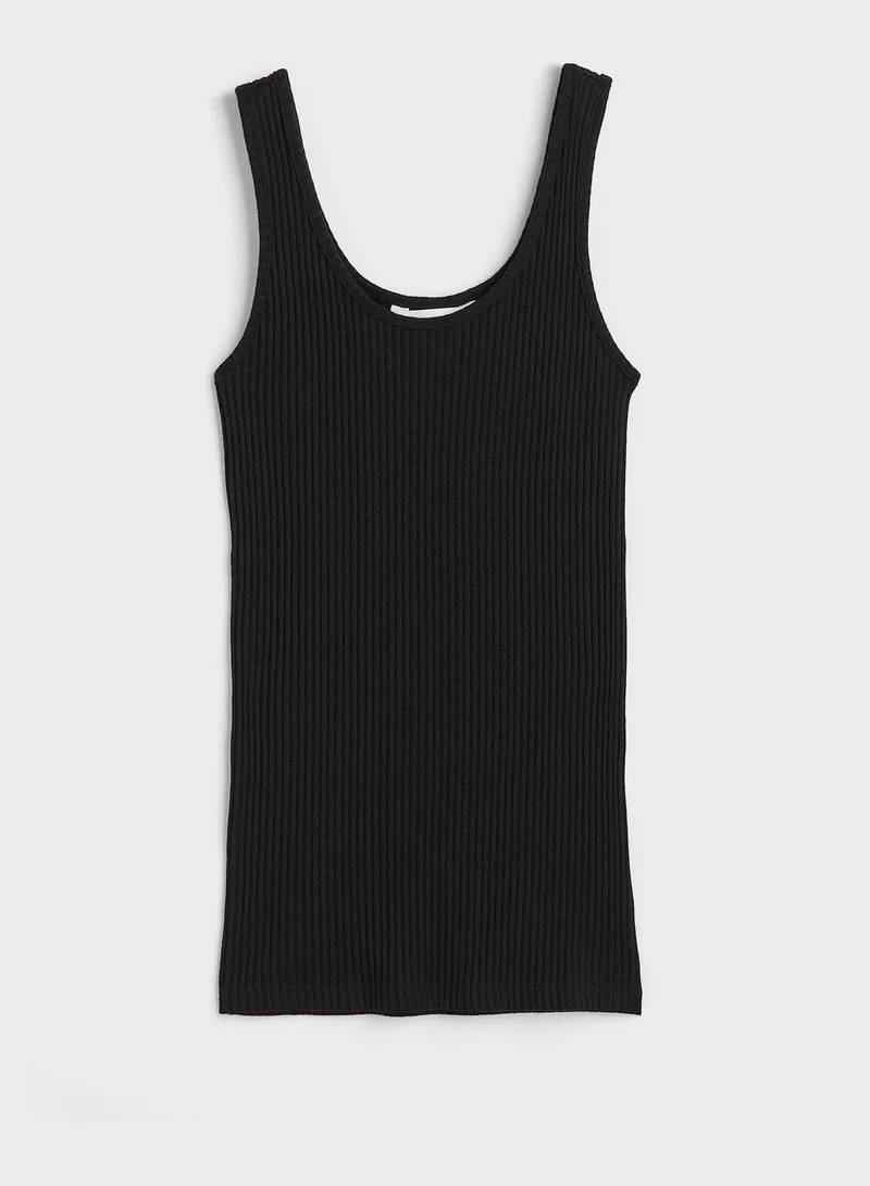 H&M Ribbed Detail Top