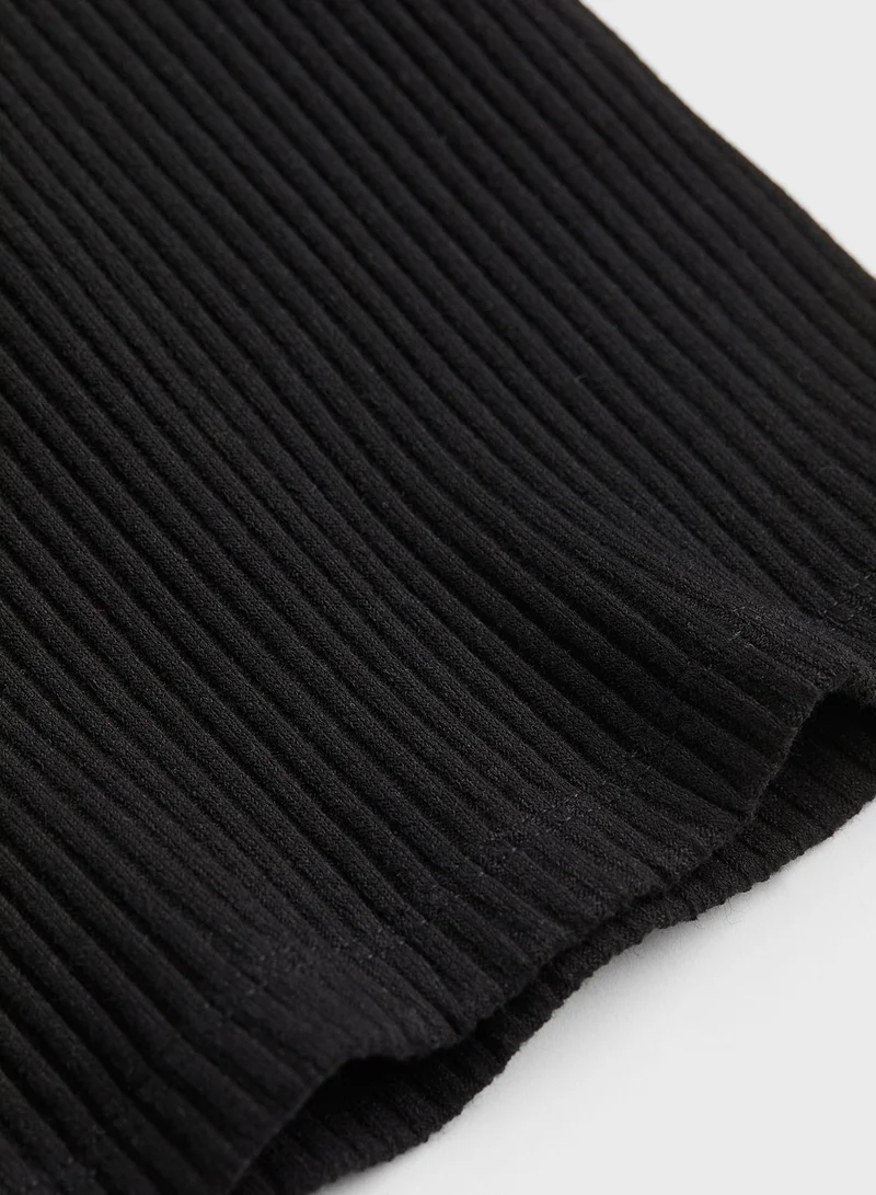 H&M Ribbed Detail Top